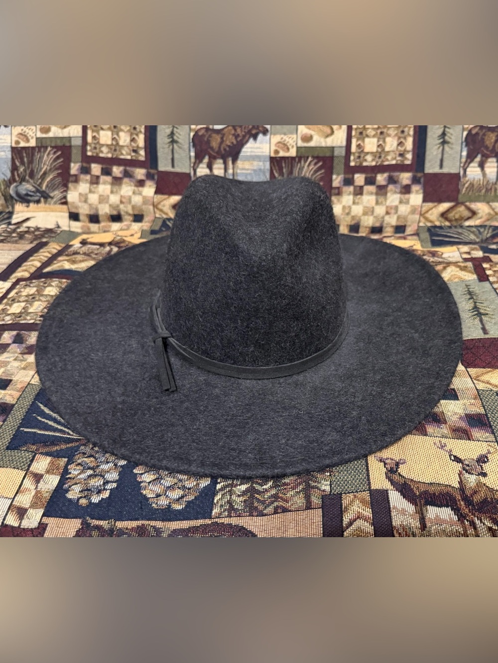 Women’s Black Wool Felt Fedora Hat - Classic Wide Brim